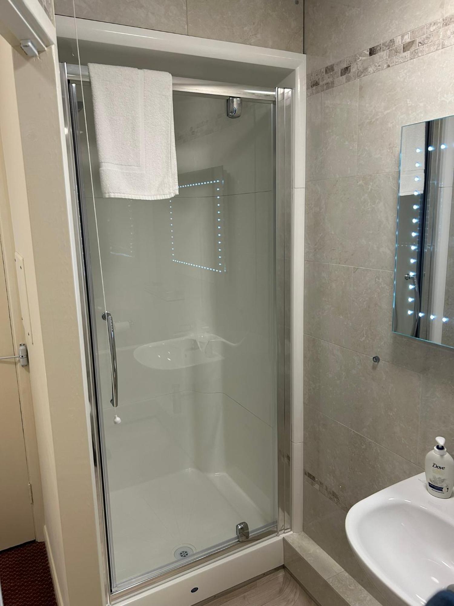 Couette-café Oakwood Heathrow 2*