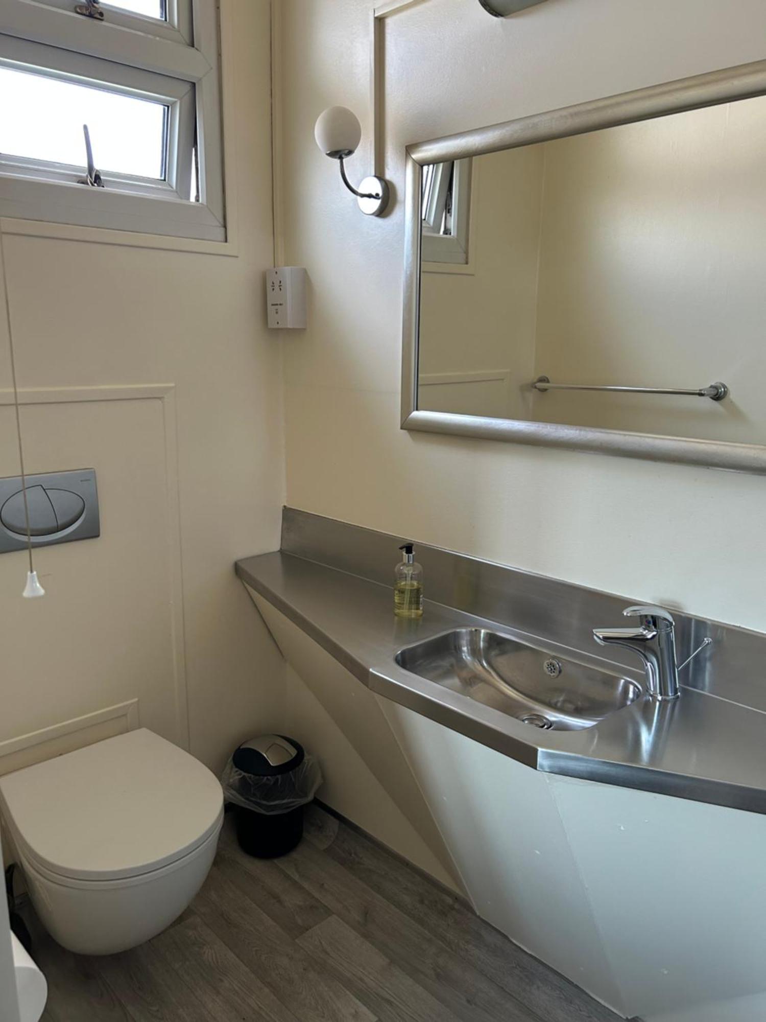 Oakwood Heathrow Couette-café 2*