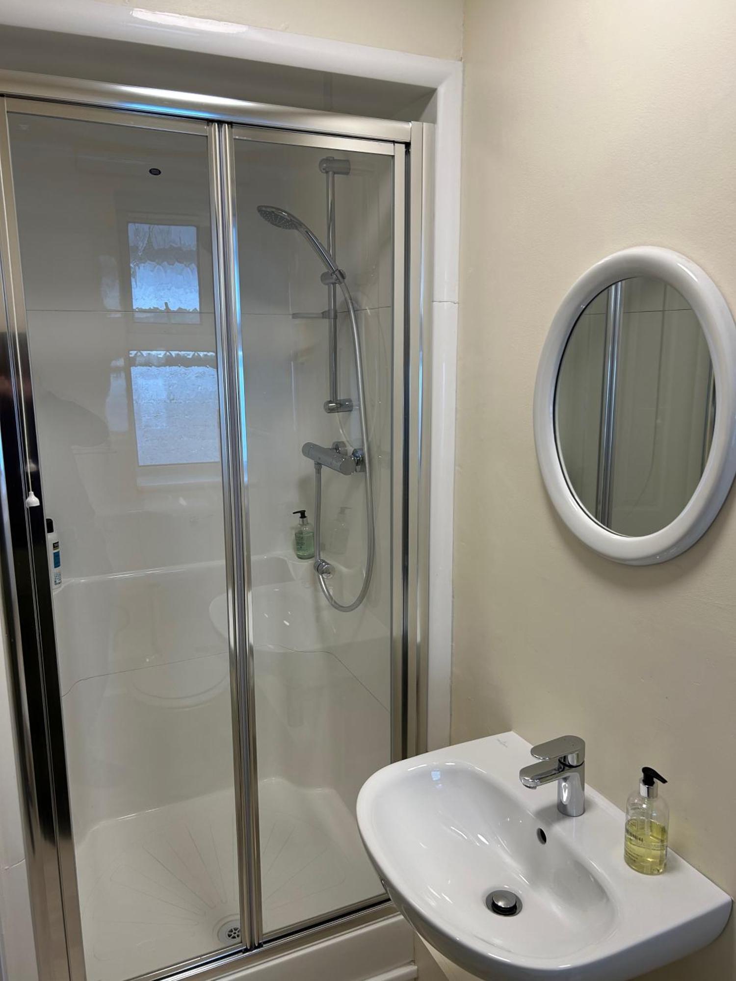 Oakwood Heathrow Couette-café Hillingdon