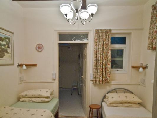 Oakwood Heathrow 2*